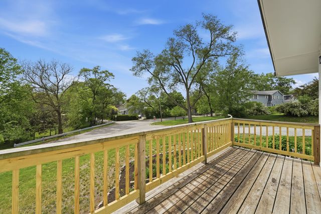 3624 Eastway Drive, Island Lake, IL 60042