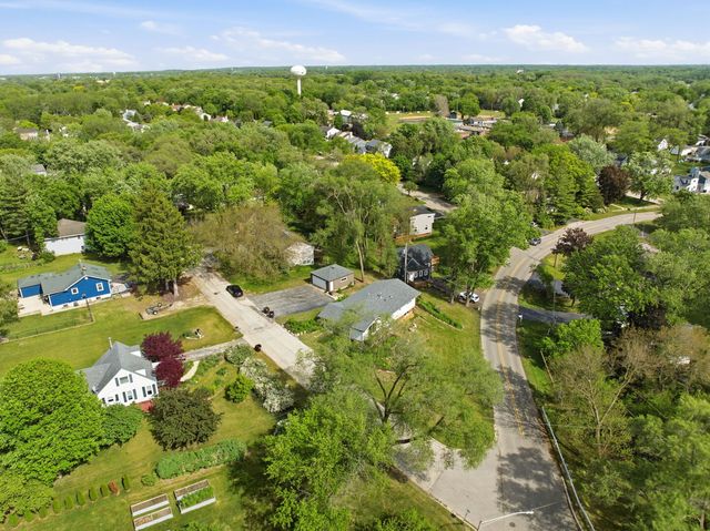 3624 Eastway Drive, Island Lake, IL 60042