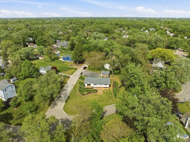 3624 Eastway Drive, Island Lake, IL 60042