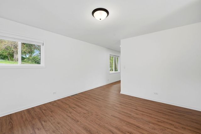 3624 Eastway Drive, Island Lake, IL 60042