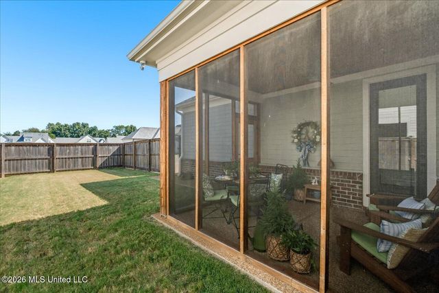 2824 Market Square Avenue, Southaven, MS 38672