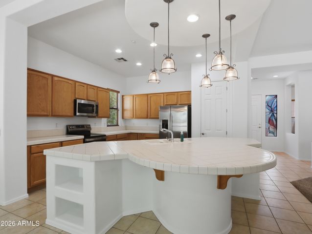 12456 W HEDGE HOG Place, Peoria, AZ 85383