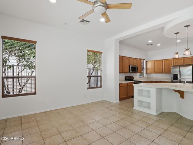 12456 W HEDGE HOG Place, Peoria, AZ 85383