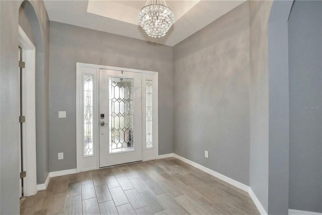 Image 2 of property listing at 4346 CYPRESS GLADES LANE, Orlando, FL 32824