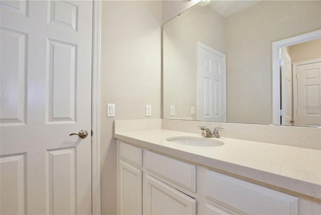 Image 13 of property listing at 4346 CYPRESS GLADES LANE, Orlando, FL 32824