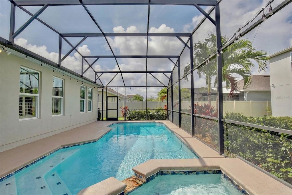 Image 22 of property listing at 4346 CYPRESS GLADES LANE, Orlando, FL 32824