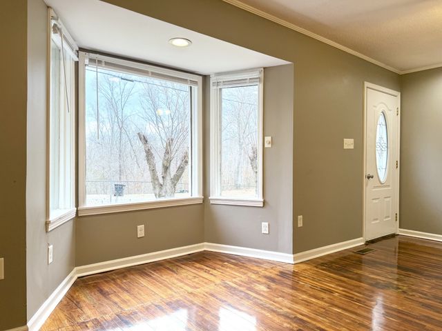 838 Potters Ln, Clarksville, TN 37040