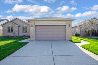 54788 Mahogany Drive, Macomb Township, MI 48042