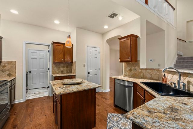 506 Catanbo, San Antonio, TX 78258