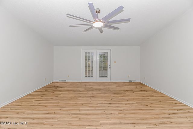 1013 Palm Court SW, Carolina Shores, NC 28467