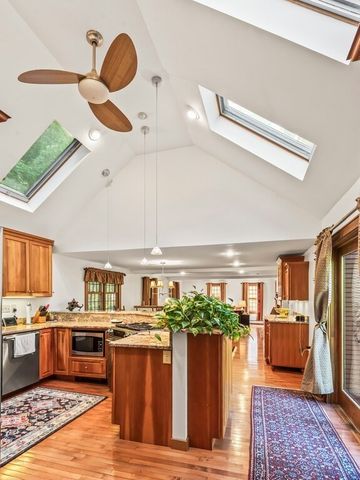 99 Coburn Rd, Berlin, MA 01503