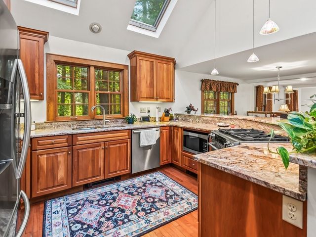99 Coburn Rd, Berlin, MA 01503