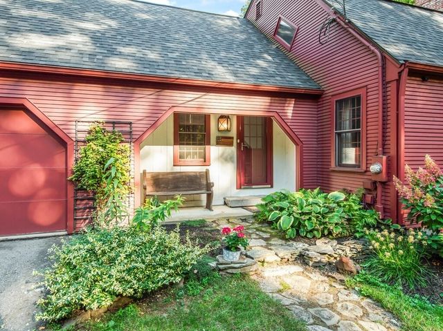 99 Coburn Rd, Berlin, MA 01503