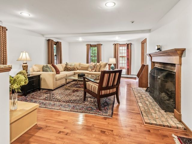 99 Coburn Rd, Berlin, MA 01503