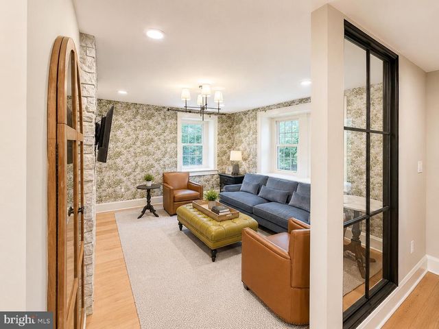 814 EDGEWOOD, Towson, MD 21286