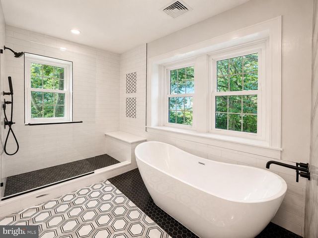 814 EDGEWOOD, Towson, MD 21286