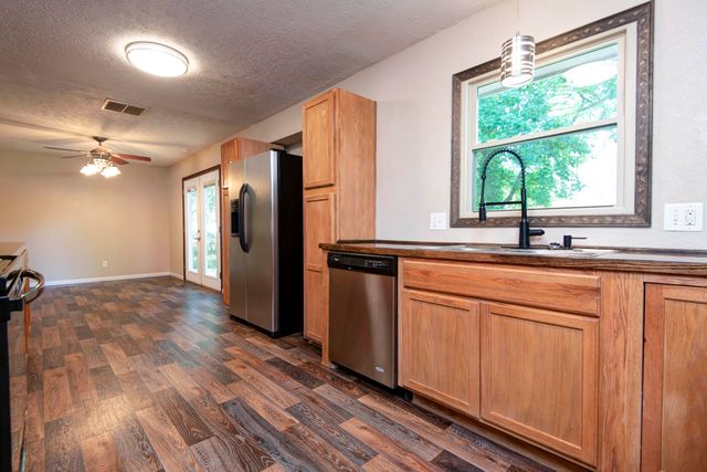 3719 South Ferguson Avenue, Springfield, MO 65807