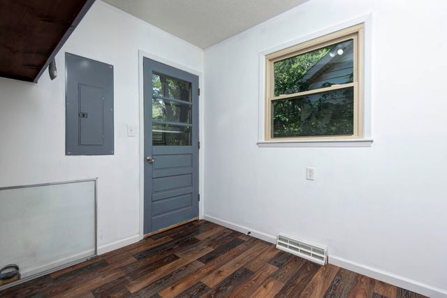 3719 South Ferguson Avenue, Springfield, MO 65807