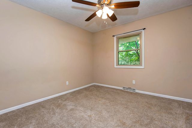 3719 South Ferguson Avenue, Springfield, MO 65807