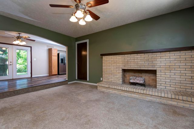 3719 South Ferguson Avenue, Springfield, MO 65807