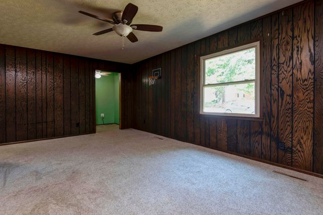 3719 South Ferguson Avenue, Springfield, MO 65807