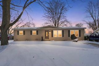 312 N Park Lane, Butler, IN 46721