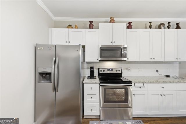 301 Jackson Place NW, Lilburn, GA 30047