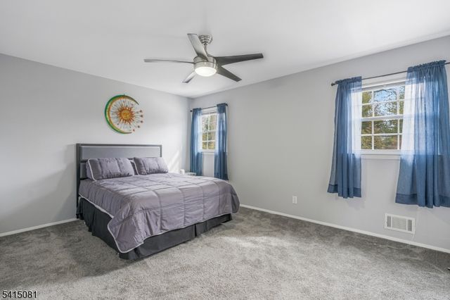 20 Hayward St, Bridgewater Twp., NJ 08805