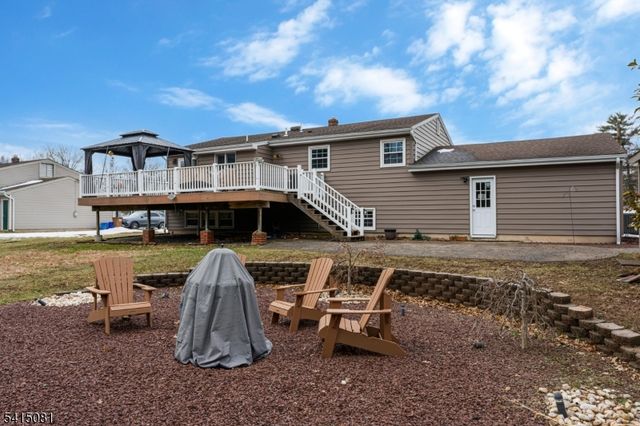 20 Hayward St, Bridgewater Twp., NJ 08805