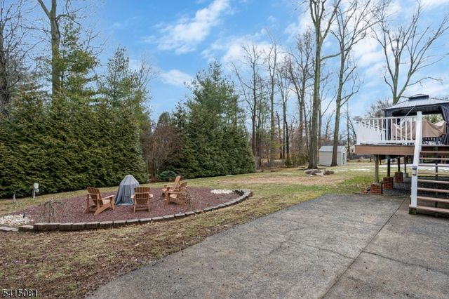 20 Hayward St, Bridgewater Twp., NJ 08805