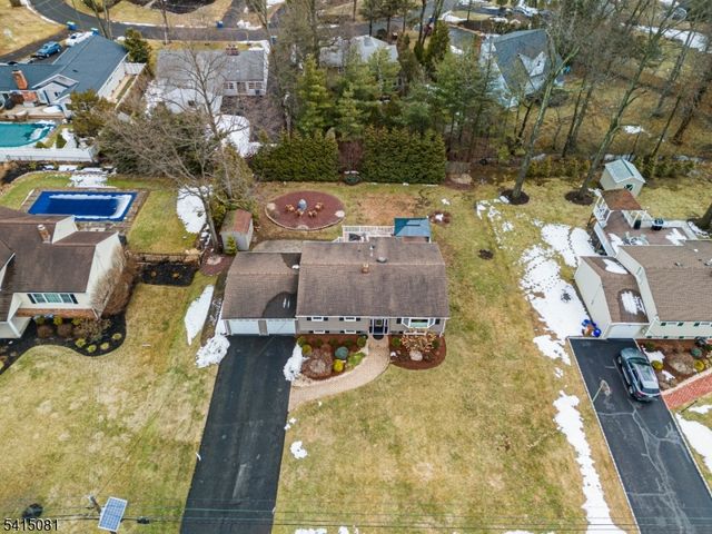 20 Hayward St, Bridgewater Twp., NJ 08805