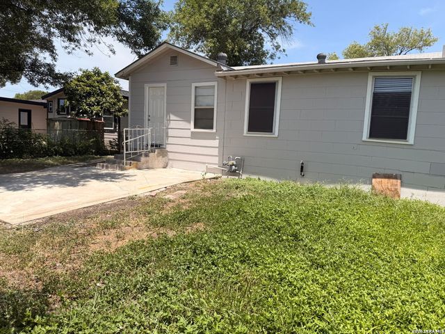 178 SWEETBRIAR AVE, San Antonio, TX 78228