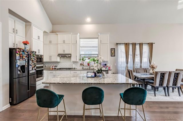 722 Kingston PL, Cedar Park, TX 78613