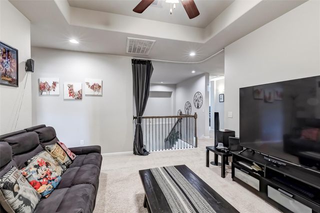 722 Kingston PL, Cedar Park, TX 78613