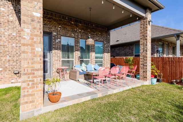 722 Kingston PL, Cedar Park, TX 78613