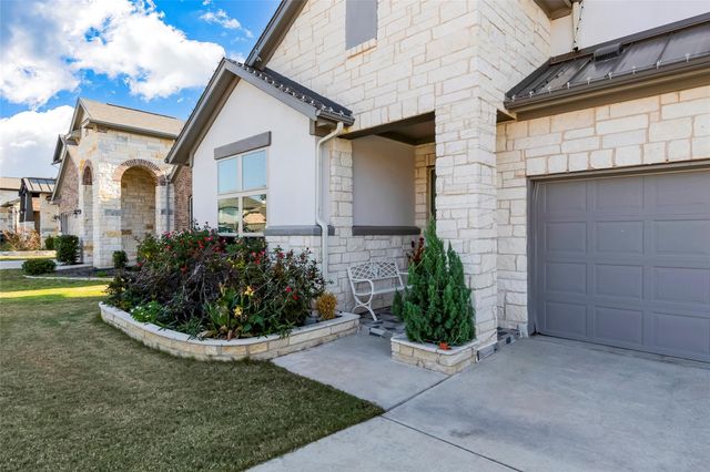 722 Kingston PL, Cedar Park, TX 78613