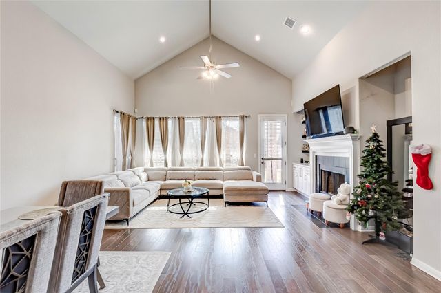 722 Kingston PL, Cedar Park, TX 78613