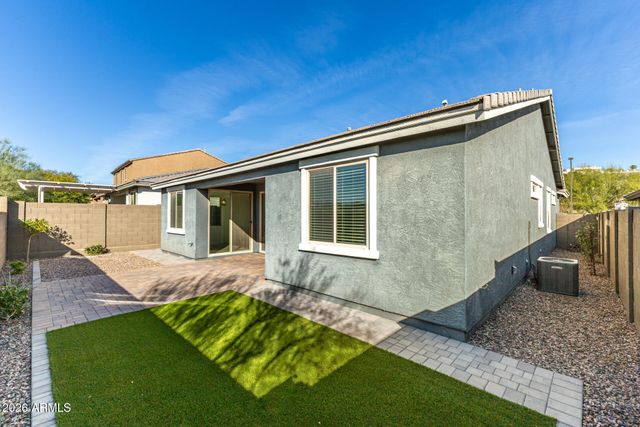 735 E MARBLEWOOD Way, Phoenix, AZ 85048