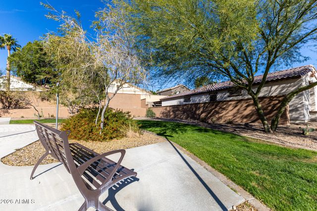 735 E MARBLEWOOD Way, Phoenix, AZ 85048