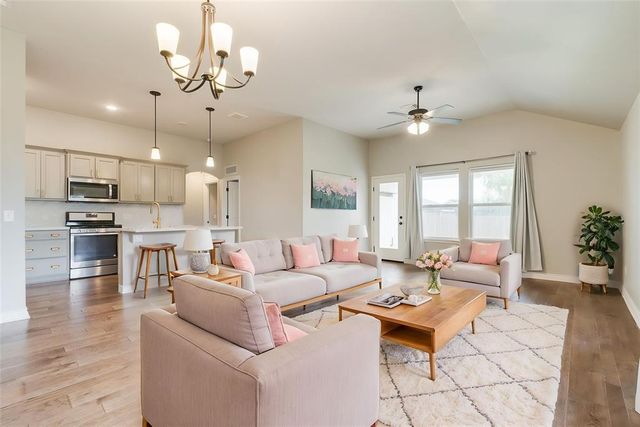 15733 Gunnison Drive, Edmond, OK 73013