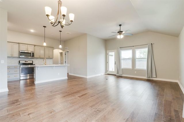15733 Gunnison Drive, Edmond, OK 73013