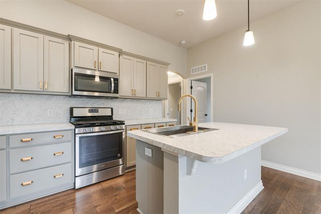 15733 Gunnison Drive, Edmond, OK 73013