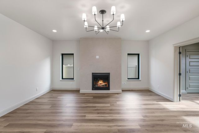 635 Canyon Crest Drive W., Twin Falls, ID 83301