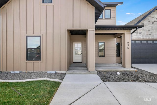 635 Canyon Crest Drive W., Twin Falls, ID 83301