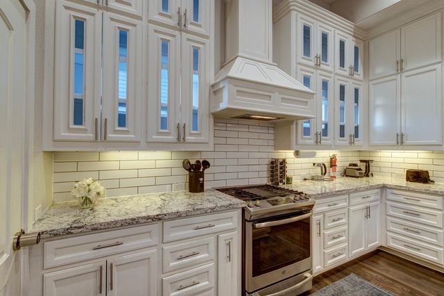 2020 Mcgowen Street M, Houston, TX 77004