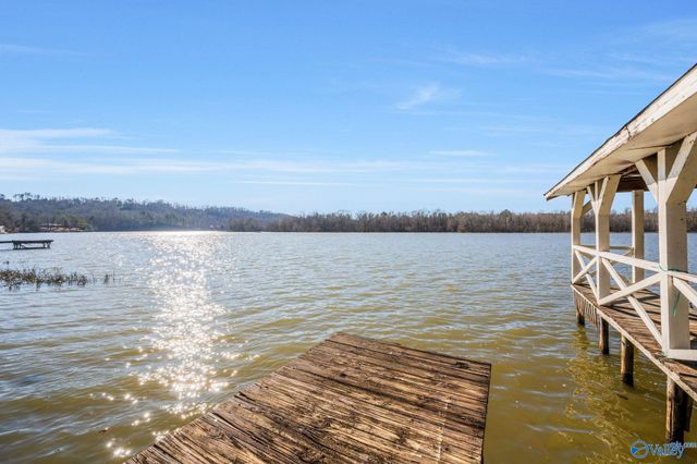 920 East Haven Drive, Glencoe, AL 35905