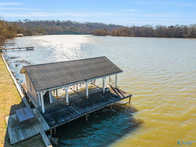 920 East Haven Drive, Glencoe, AL 35905