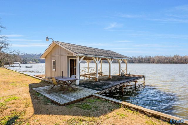 920 East Haven Drive, Glencoe, AL 35905