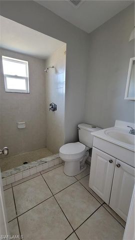 4402-4404 Santa Barbara BLVD, Cape Coral, FL 33914