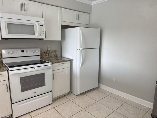 4402-4404 Santa Barbara BLVD, Cape Coral, FL 33914